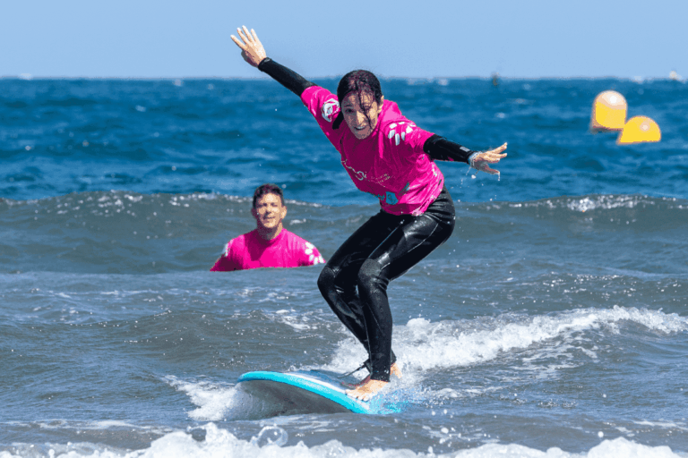 girl_surfing_tenerife